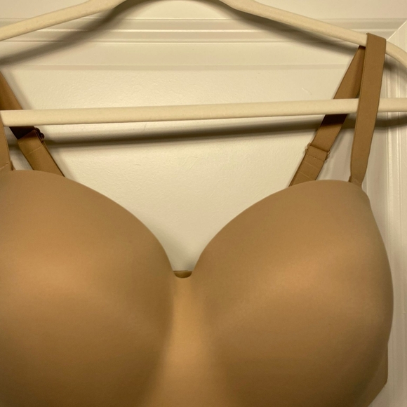 SOMA 36DDD Bra Tan Enbliss Stay Put Strapless Wireles Back Closure Stretch - Picture 6 of 6